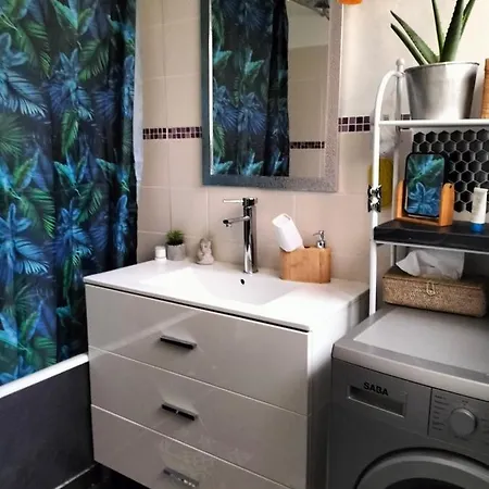 בית אירוח Chambre Spacieuse *