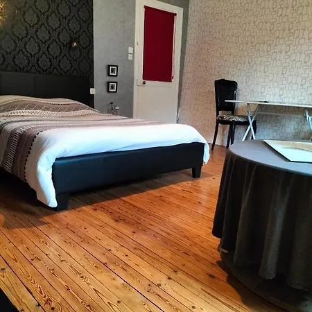 בית אירוח Chambre Spacieuse